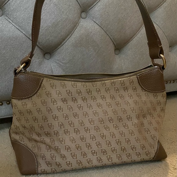 Used Dooney & Bourke and wallet - Picture 2 of 5